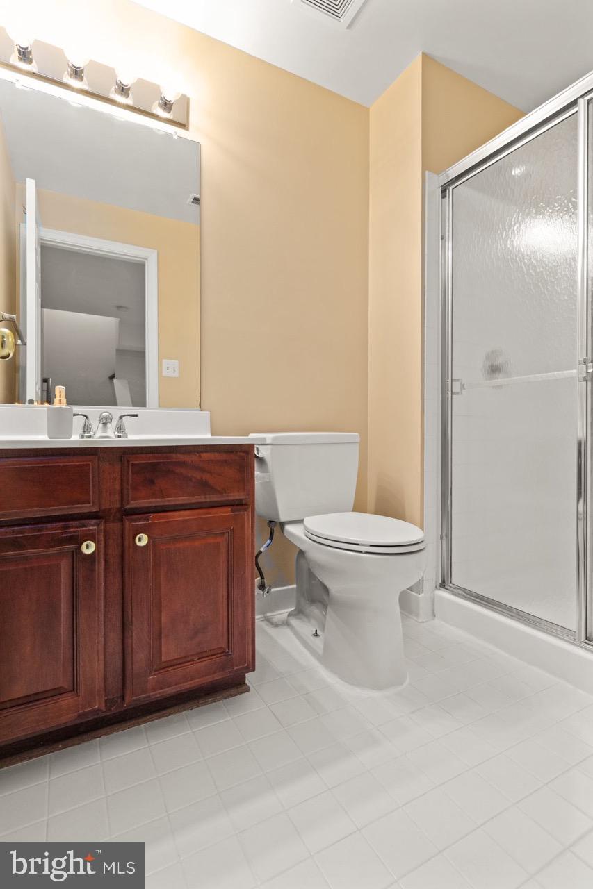 VINEYARD OAK - Residential