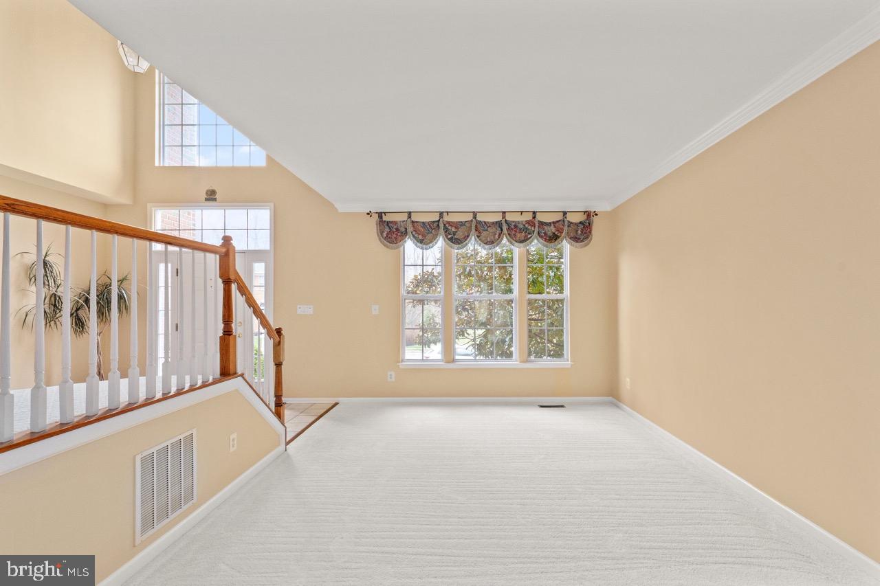 1006 DIAMOND OAKS COURT