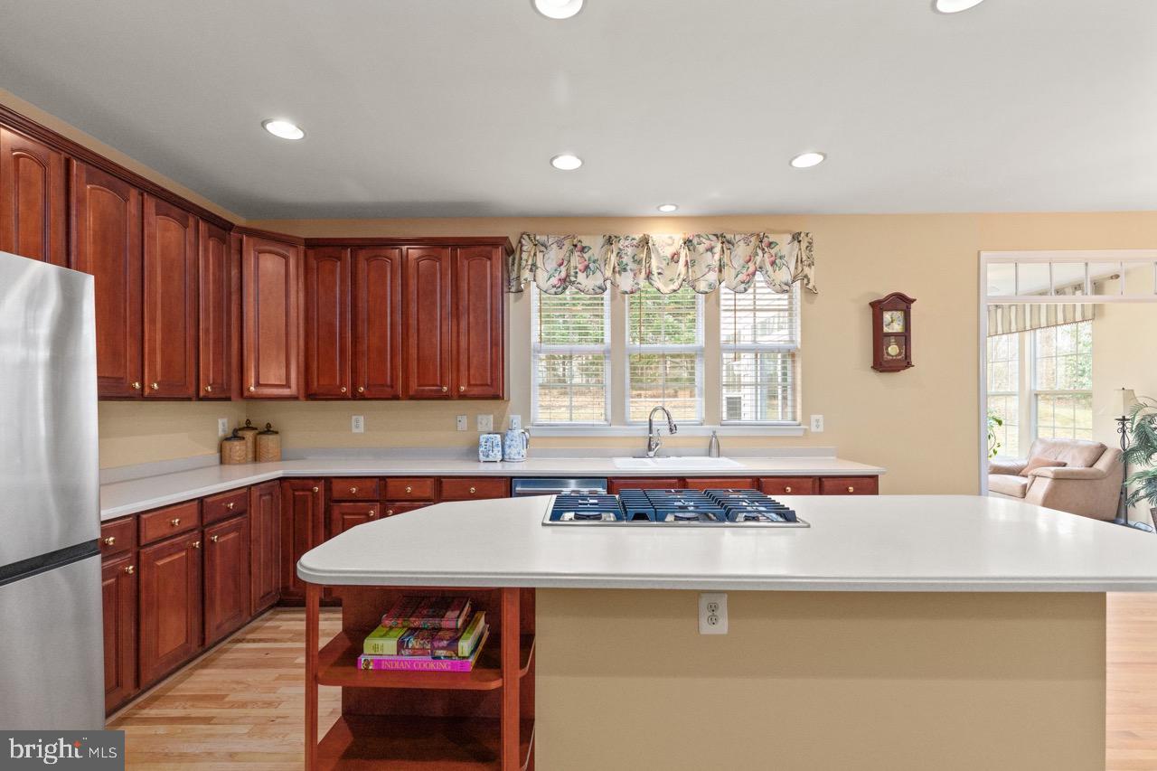 VINEYARD OAK - Residential