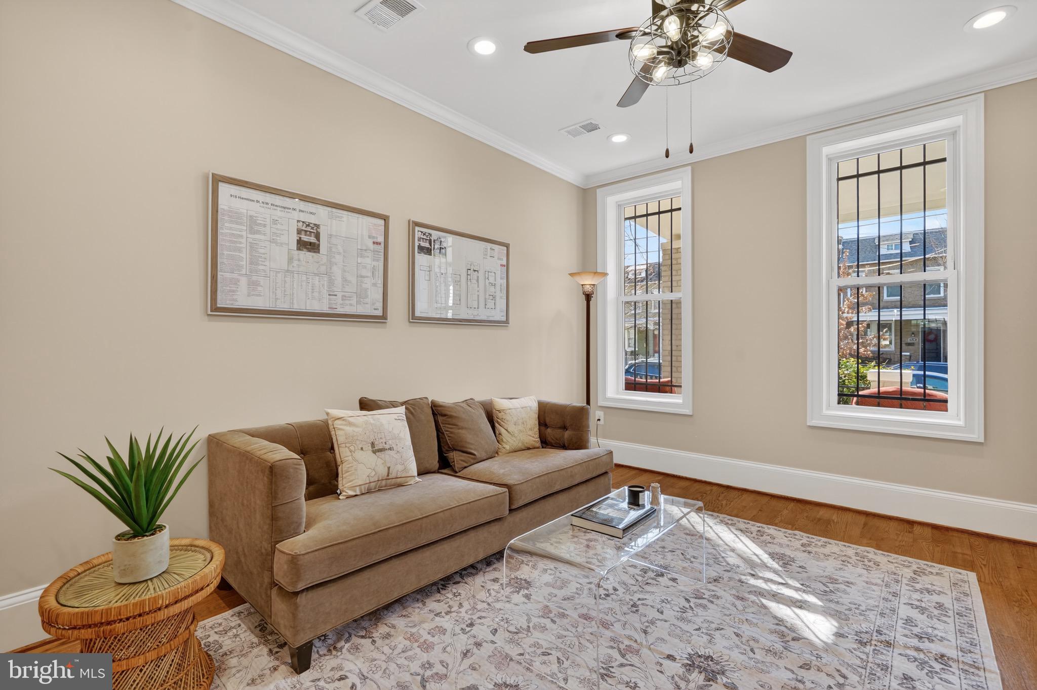 915 HAMILTON STREET NW