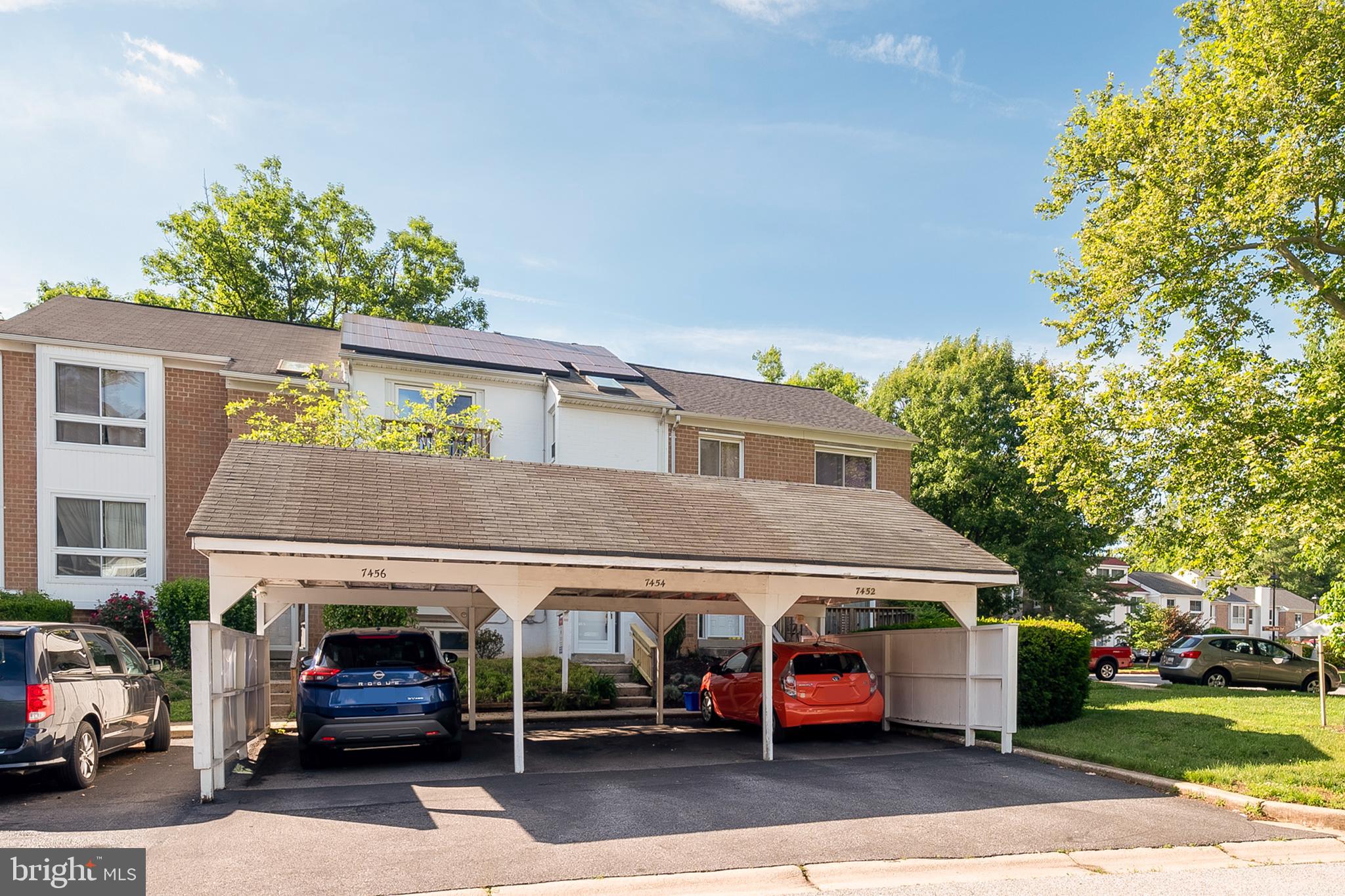 VILLAGE OF OWEN BROWN - Residential