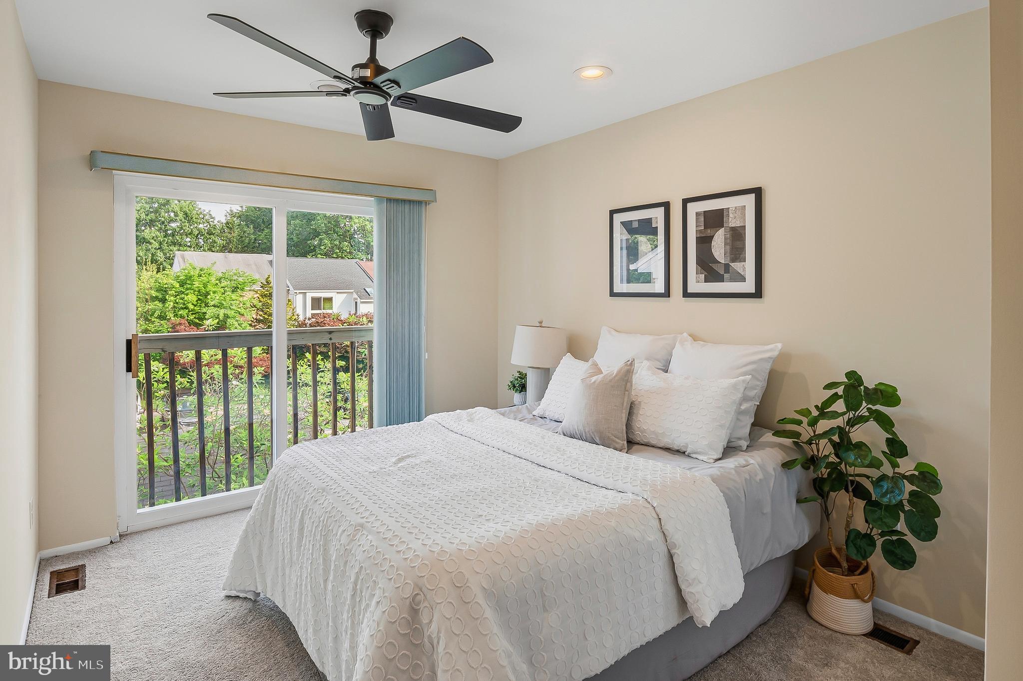 VILLAGE OF OWEN BROWN - Residential