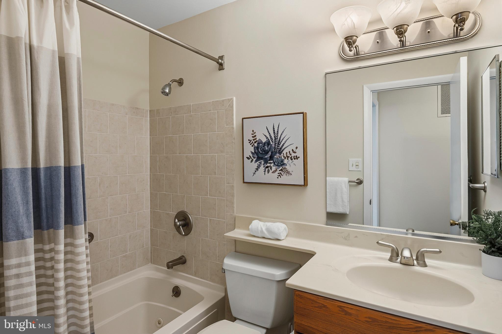 VILLAGE OF OWEN BROWN - Residential