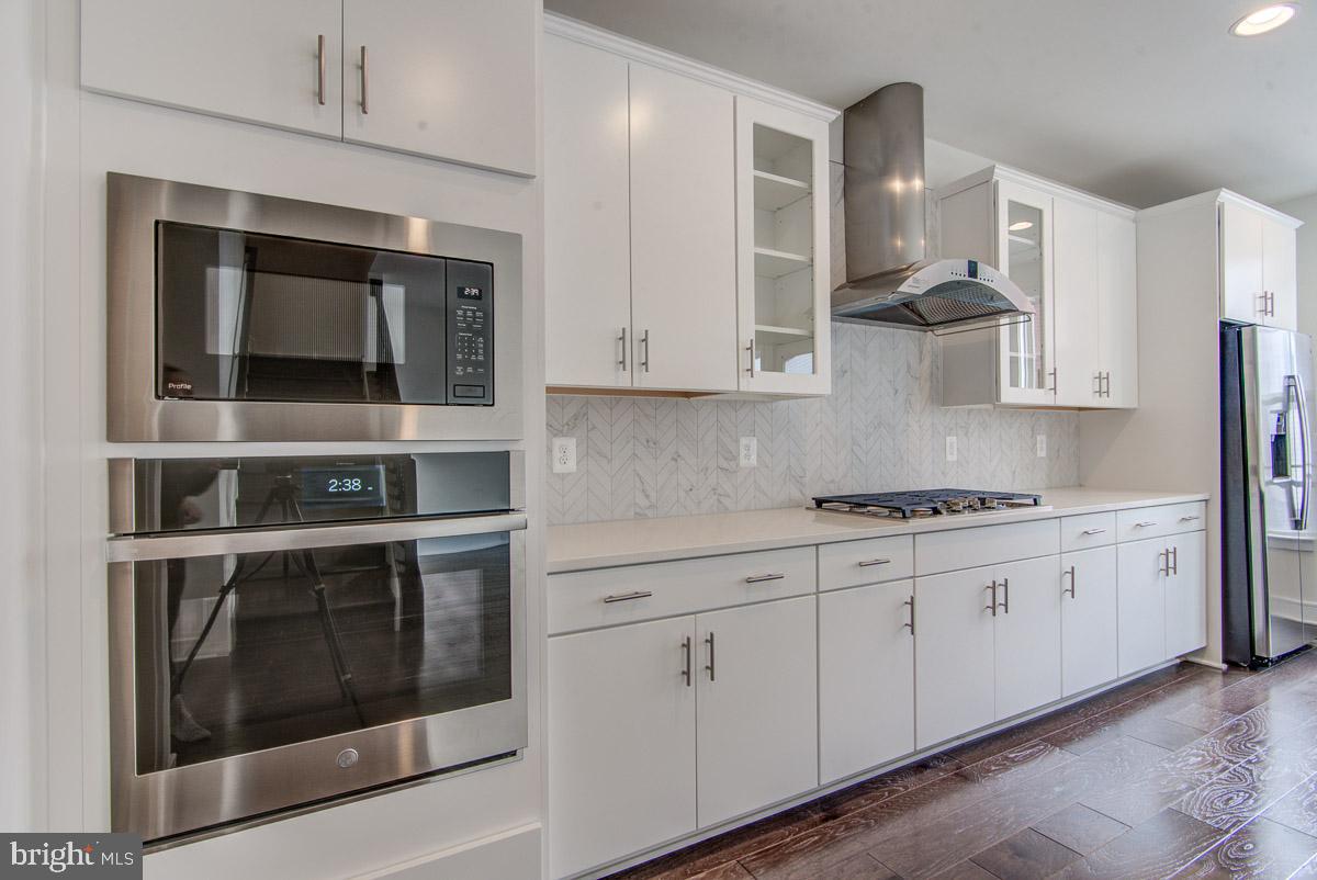 PROSPERITY PLAINS - Residential Lease