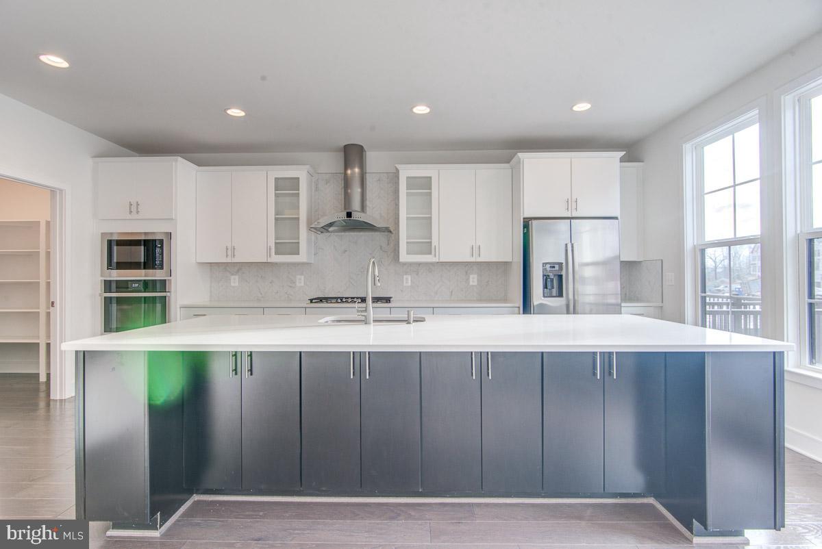 PROSPERITY PLAINS - Residential Lease