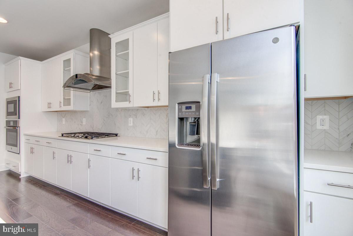 PROSPERITY PLAINS - Residential Lease