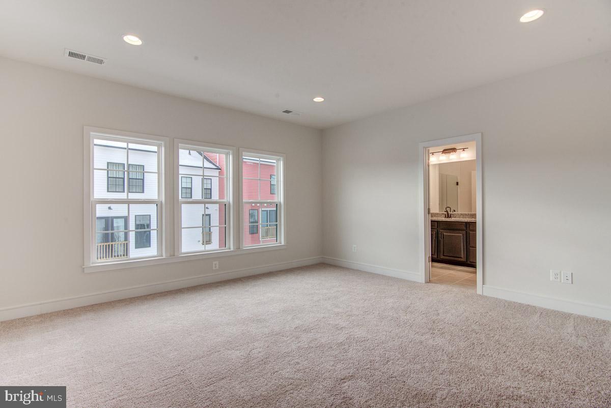 PROSPERITY PLAINS - Residential Lease