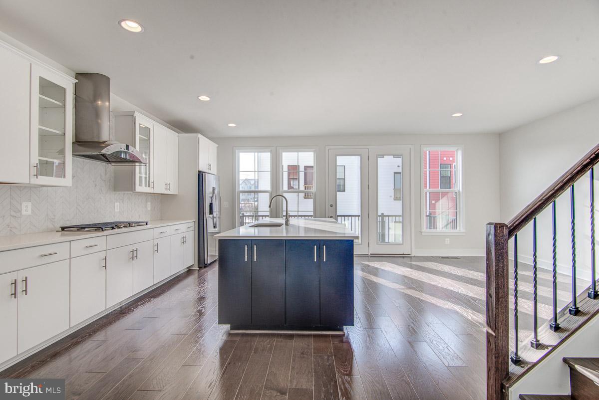 PROSPERITY PLAINS - Residential Lease