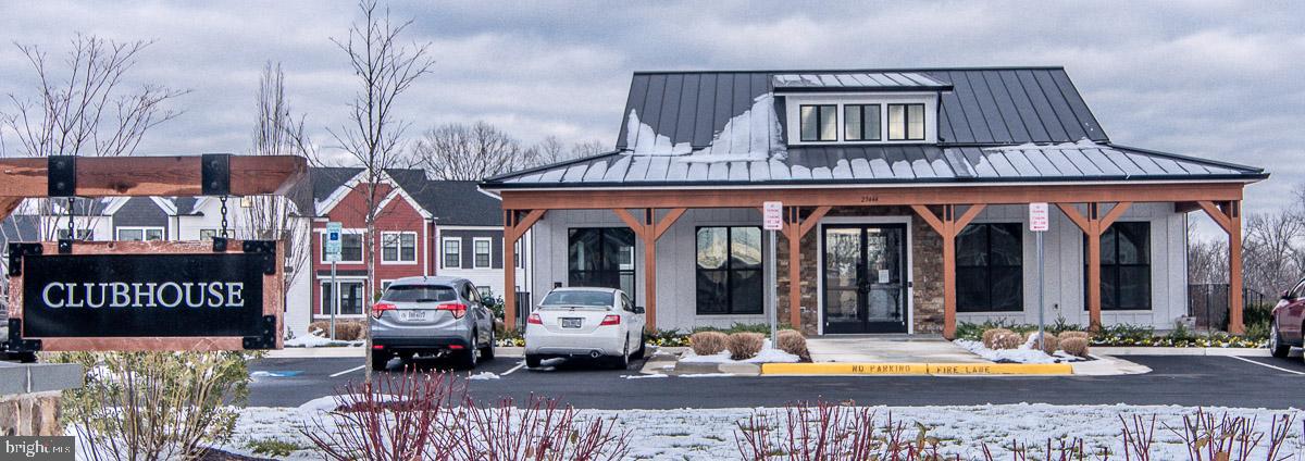 PROSPERITY PLAINS - Residential Lease