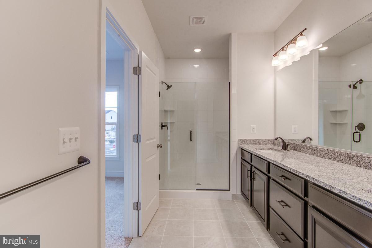 PROSPERITY PLAINS - Residential Lease