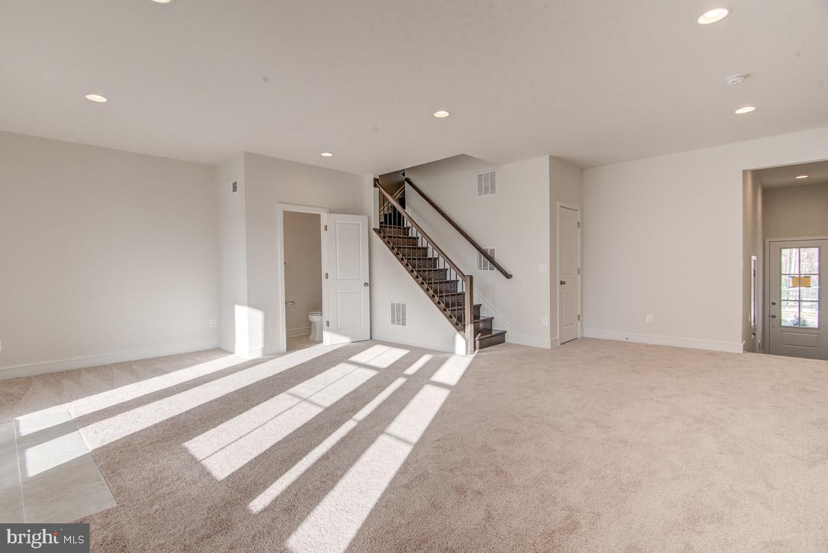 PROSPERITY PLAINS - Residential Lease