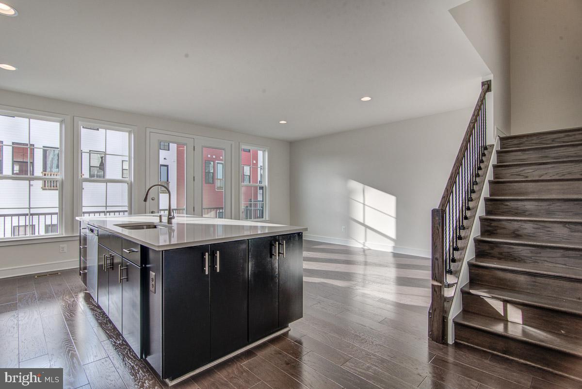 PROSPERITY PLAINS - Residential Lease