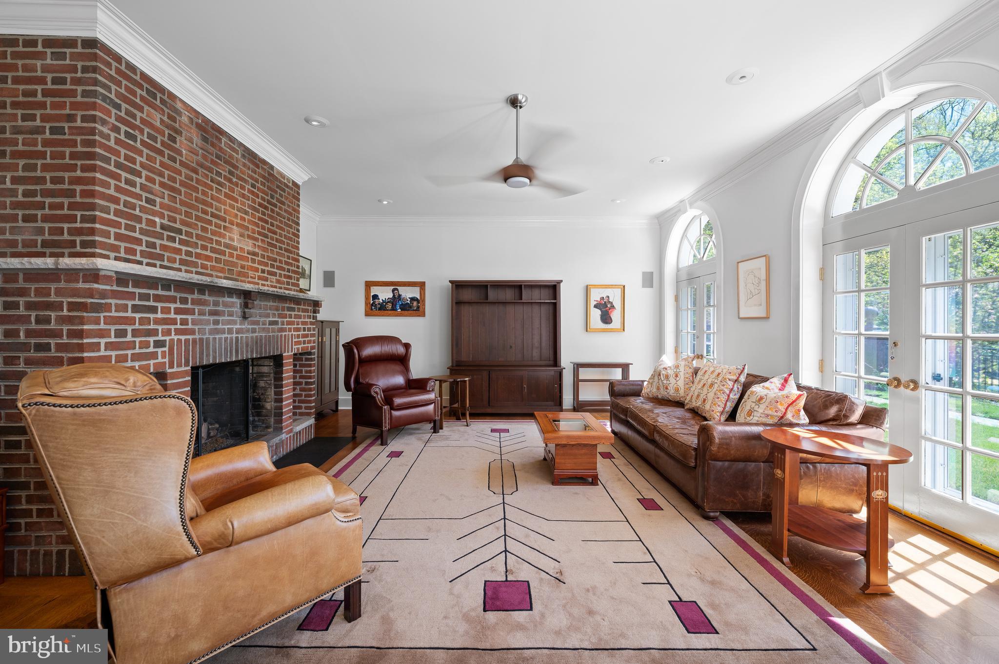 THE WOODS - Residential