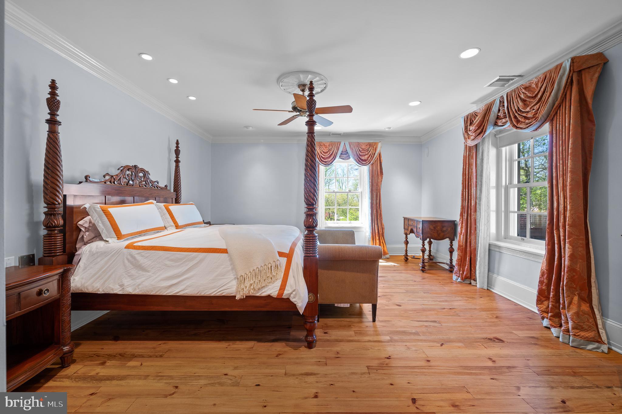 THE WOODS - Residential