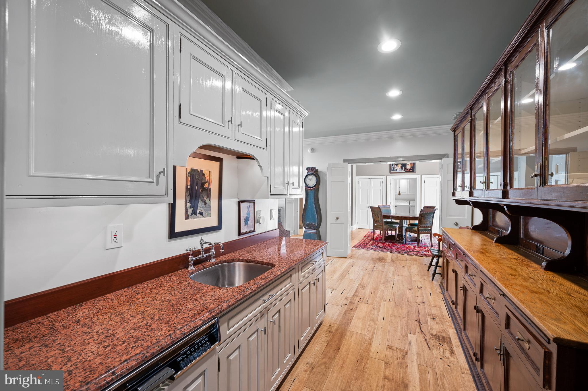 THE WOODS - Residential