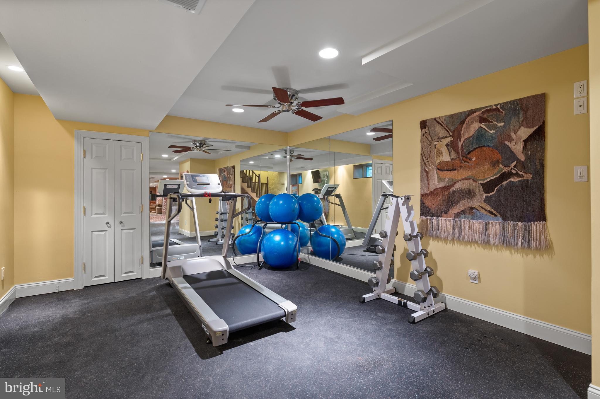 THE WOODS - Residential