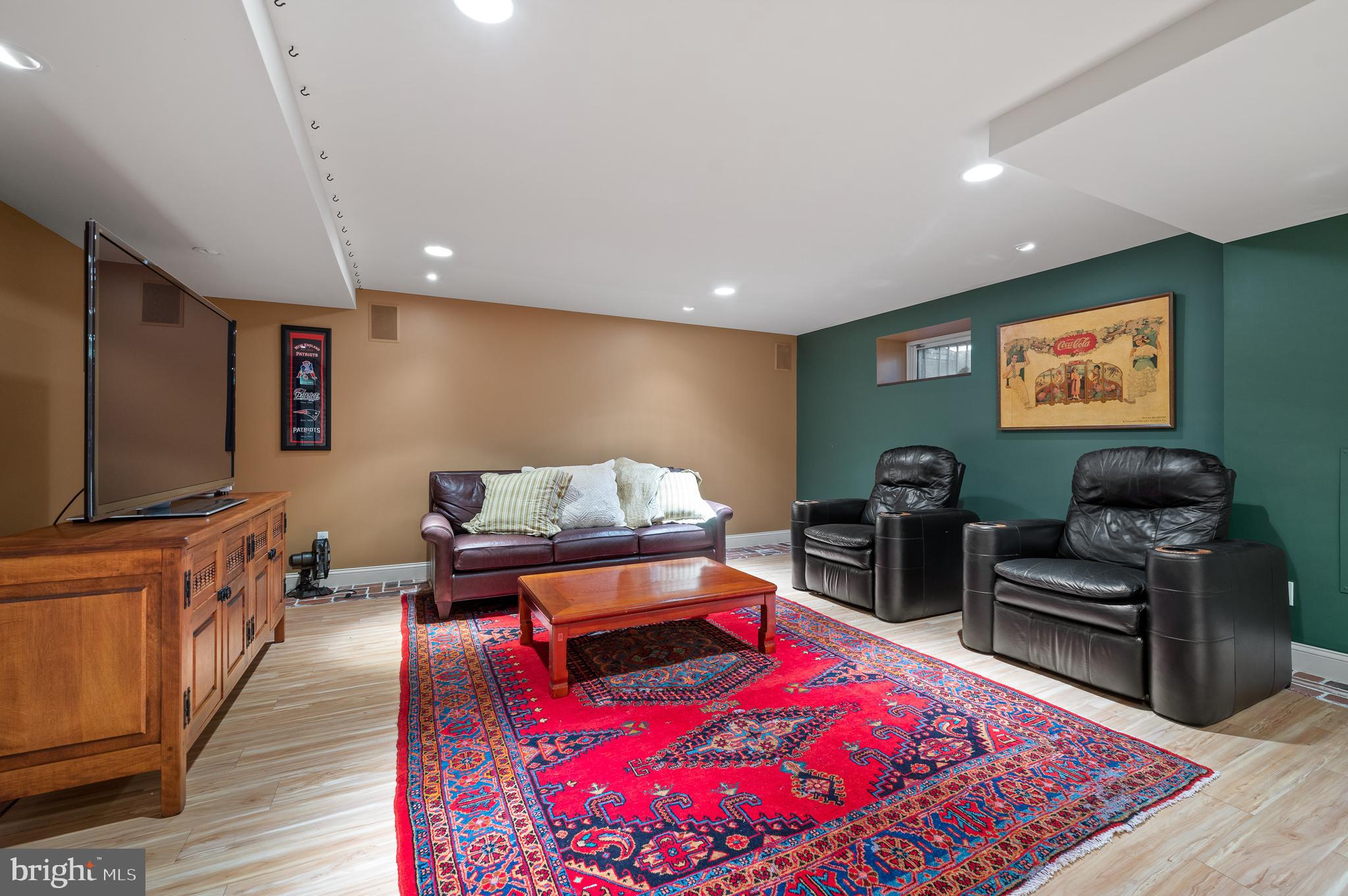 THE WOODS - Residential