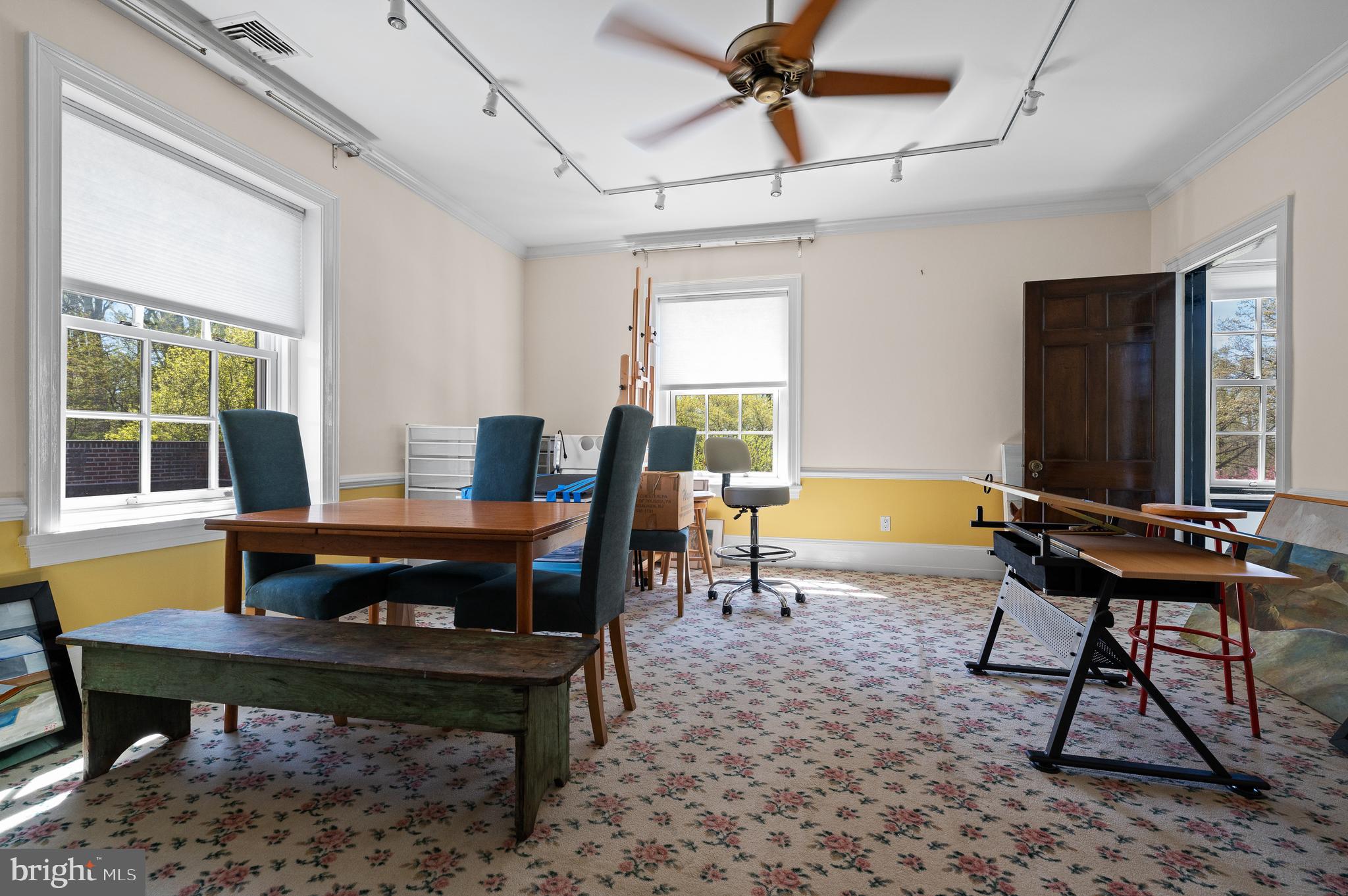 THE WOODS - Residential