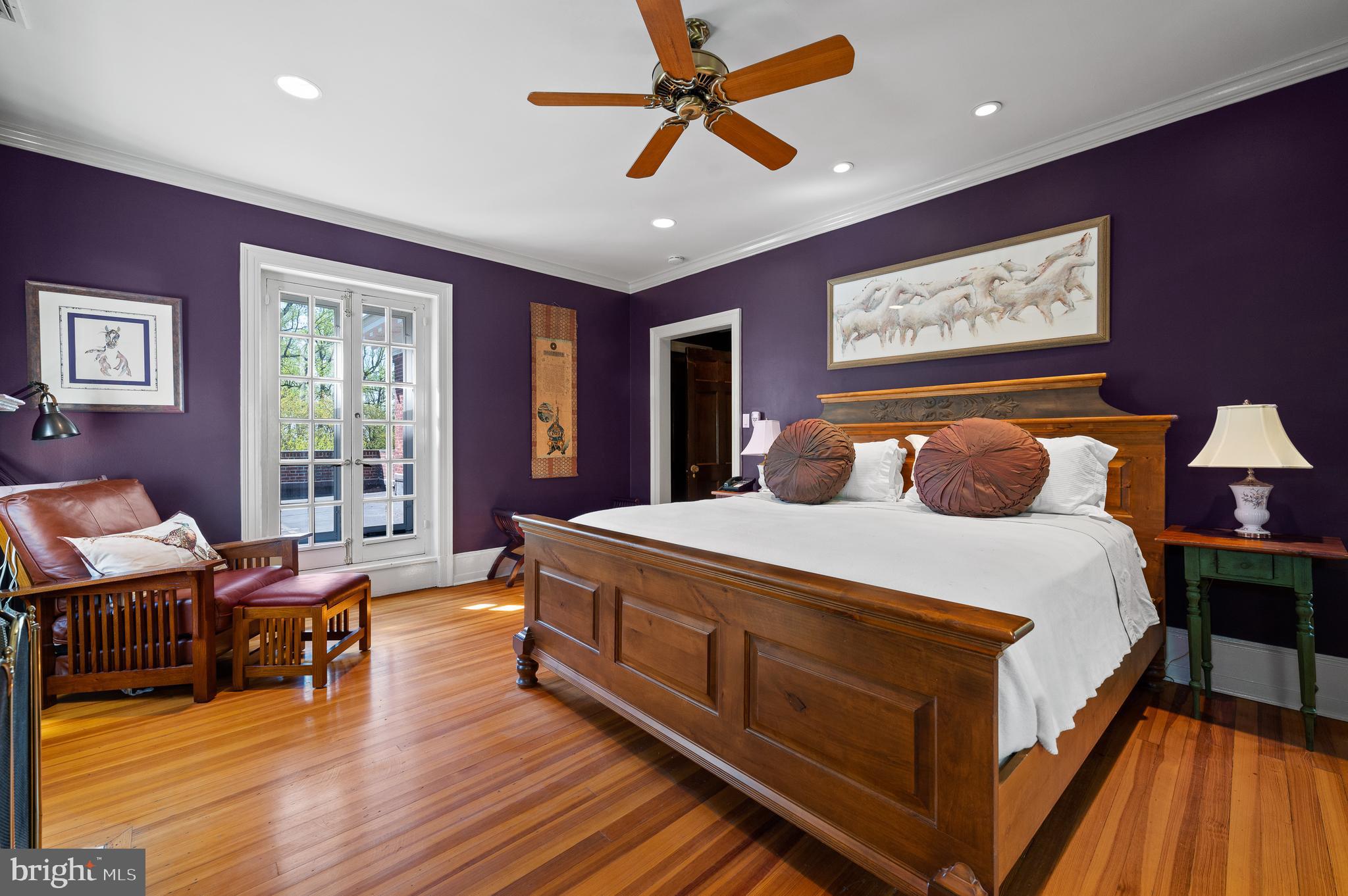 THE WOODS - Residential