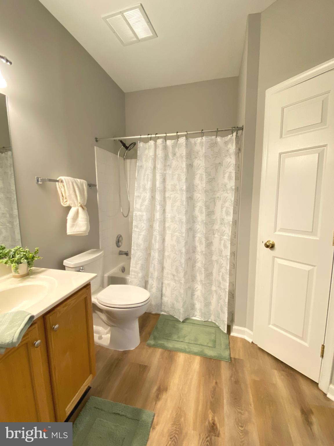 SPRING RIDGE - Residential