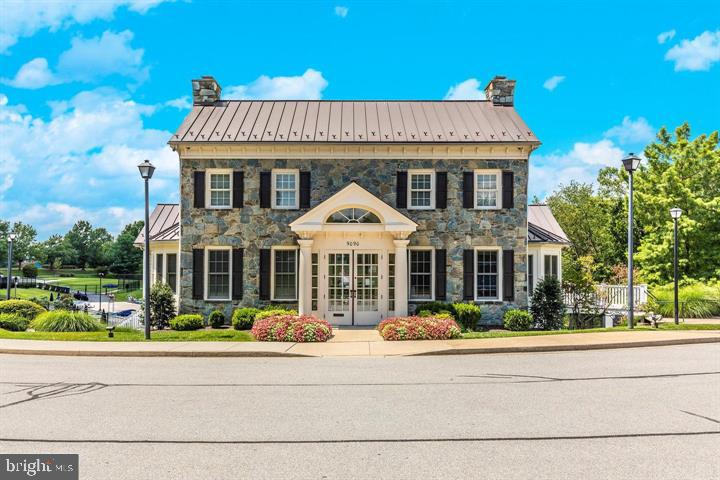 SPRING RIDGE - Residential