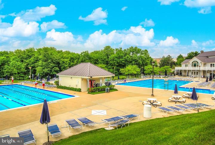 SPRING RIDGE - Residential