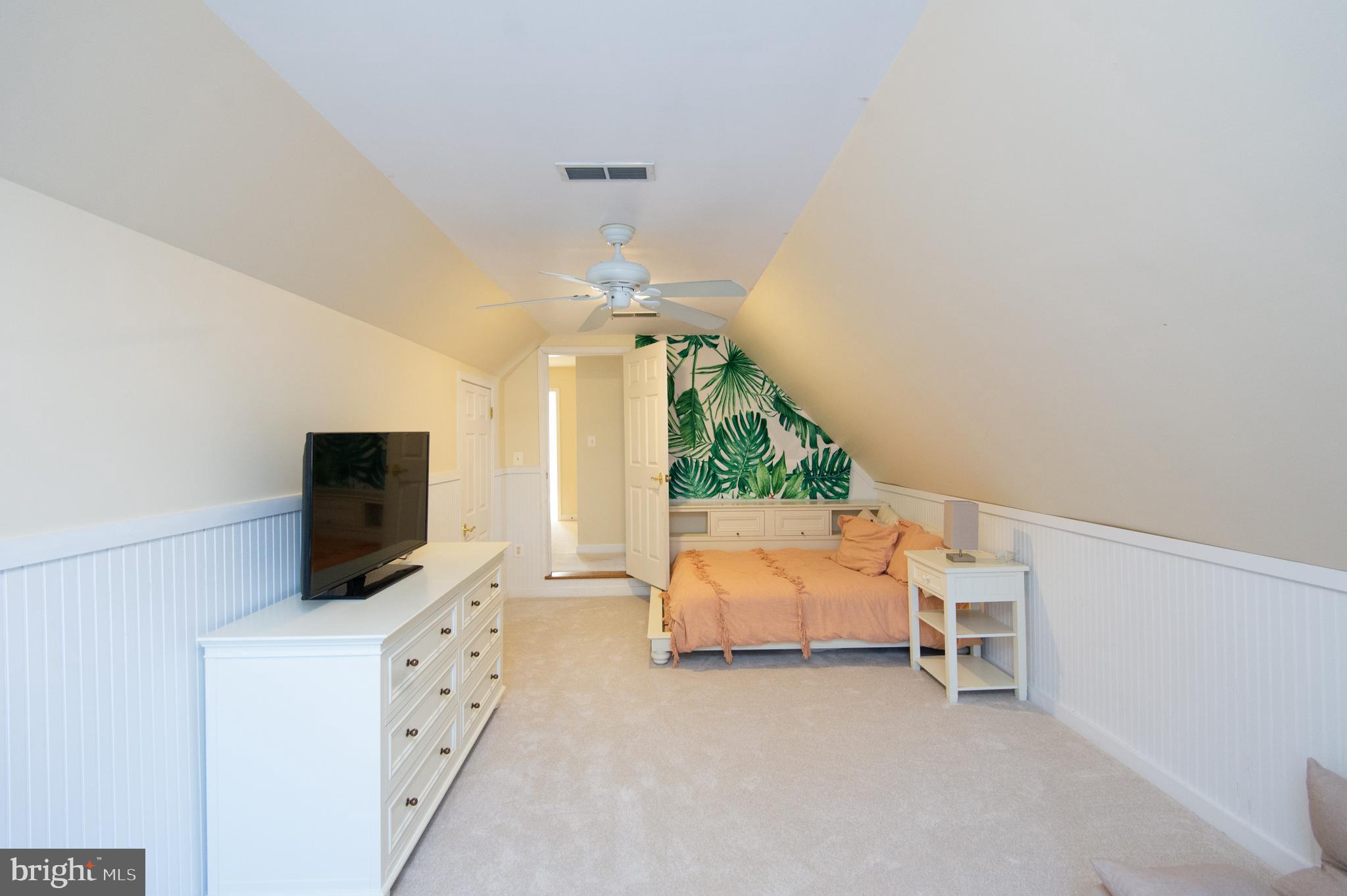 BAY CITY - Residential