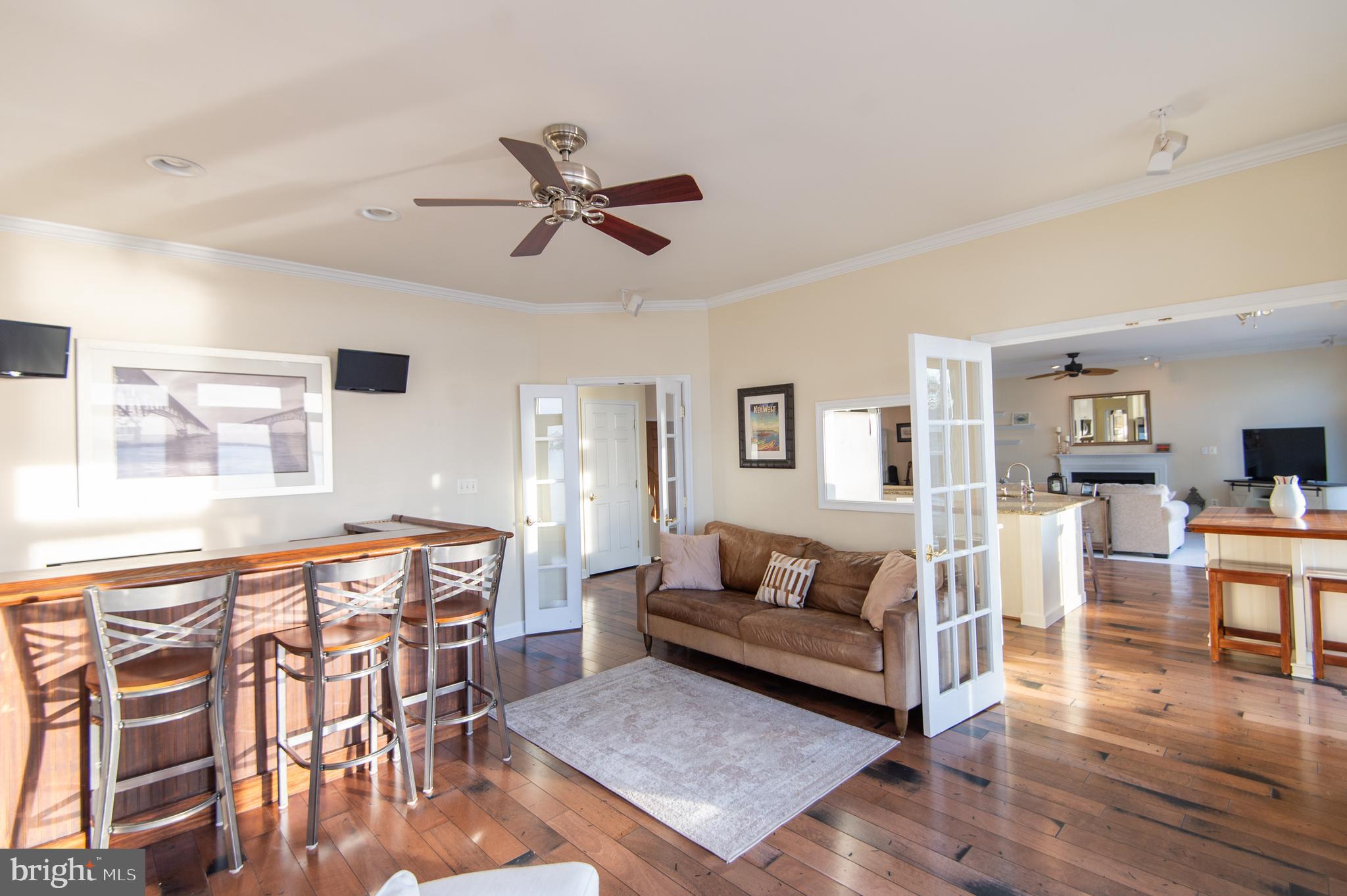 BAY CITY - Residential