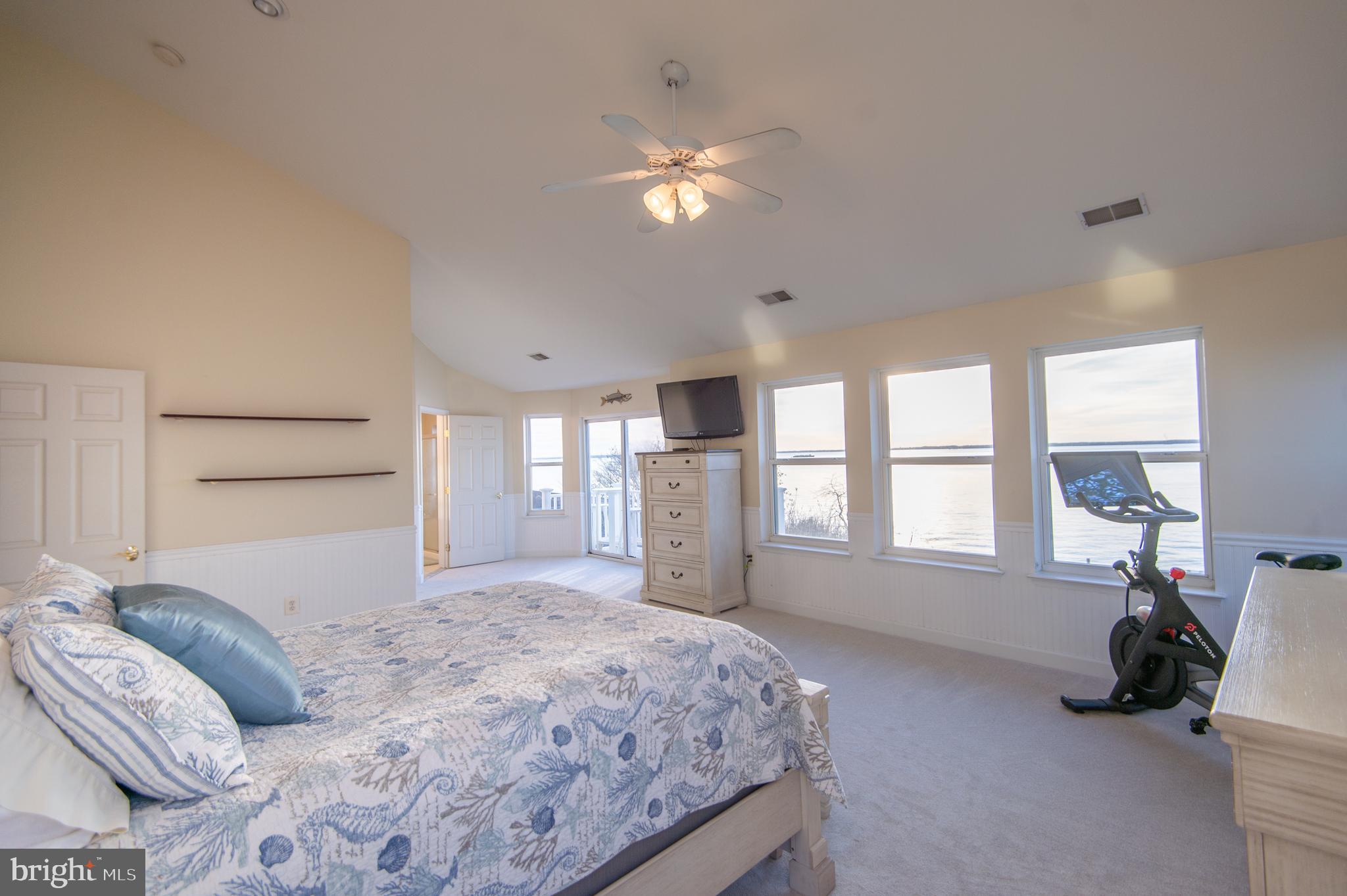 BAY CITY - Residential