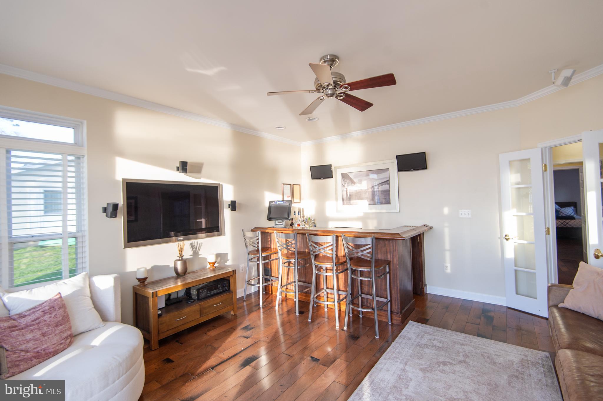 BAY CITY - Residential