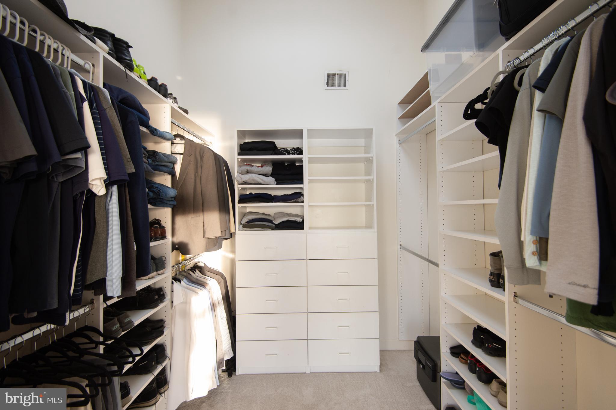 BAY CITY - Residential