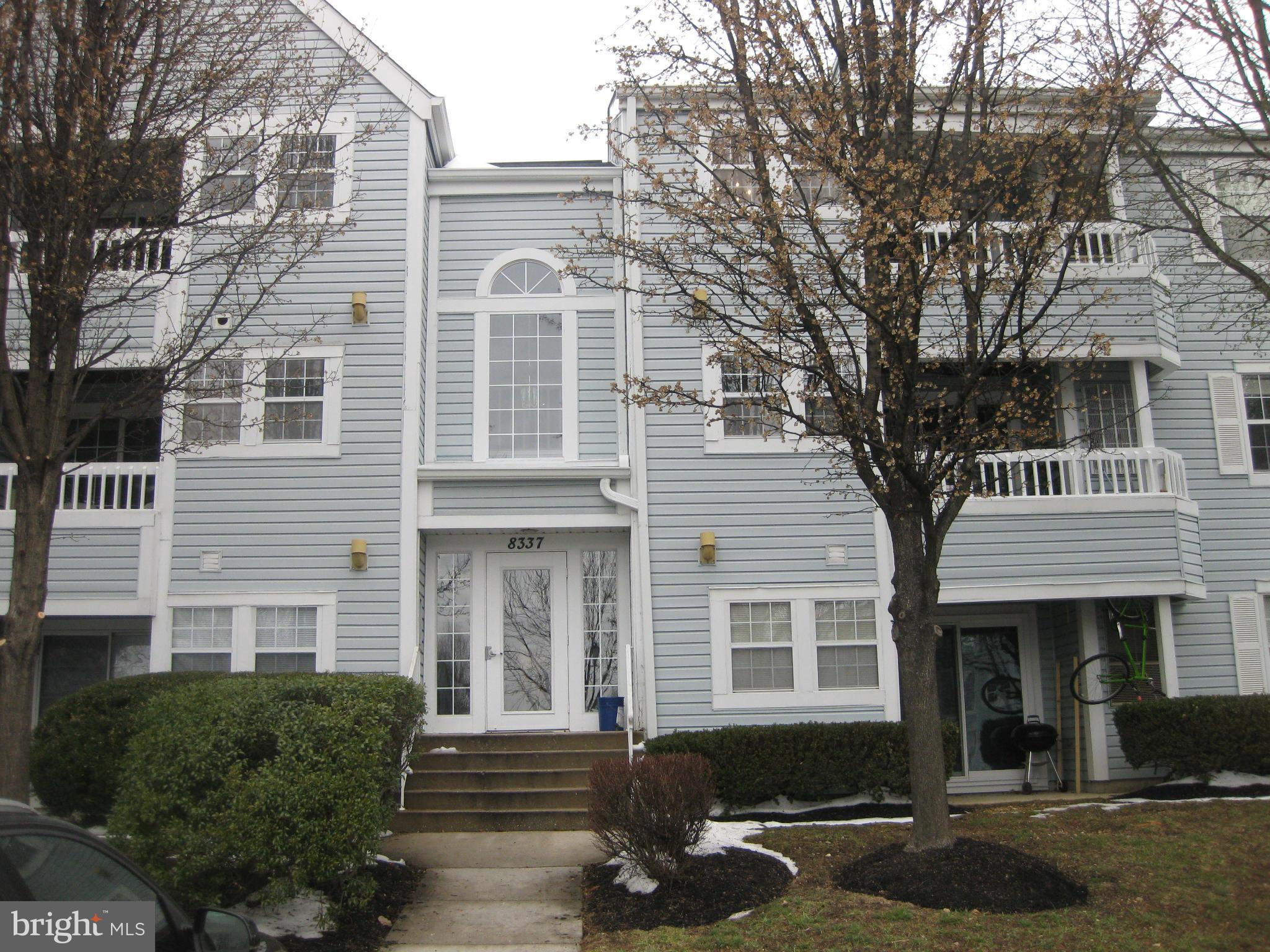 VILLAGE OF MONTGOMERY RUN - Residential Lease