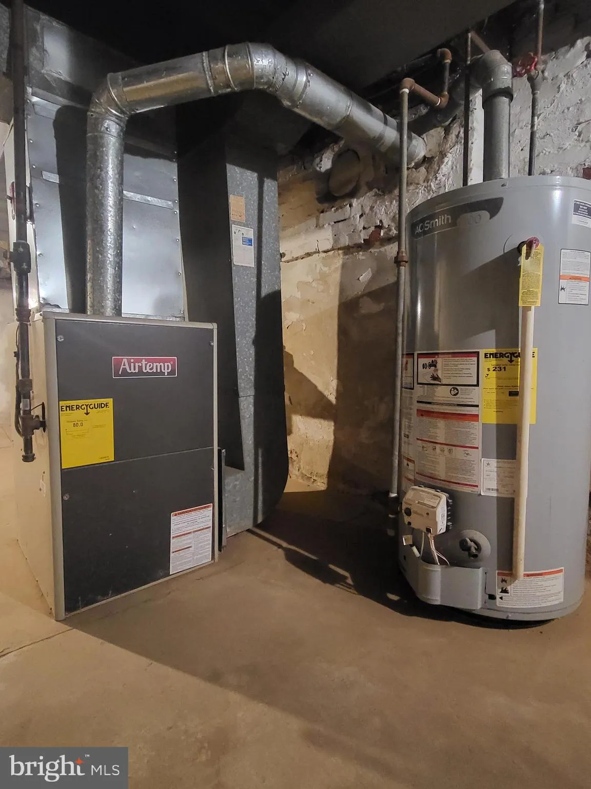 Reading, Pennsylvania 19604, United States, 3 Bedrooms Bedrooms, ,2 BathroomsBathrooms,Residential,Active,97707