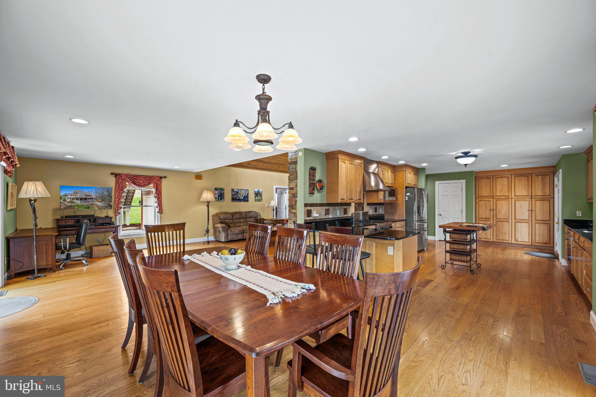 FREELAND - Residential