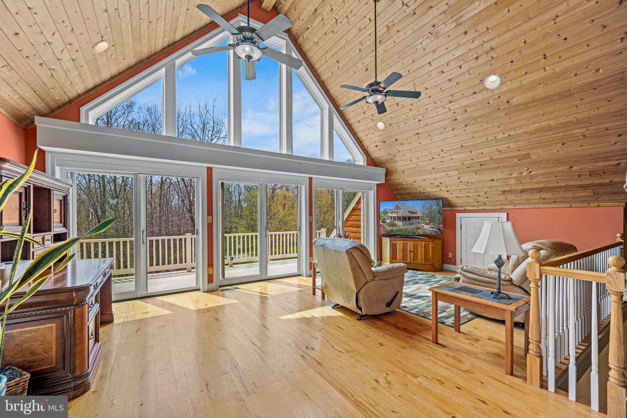 FREELAND - Residential