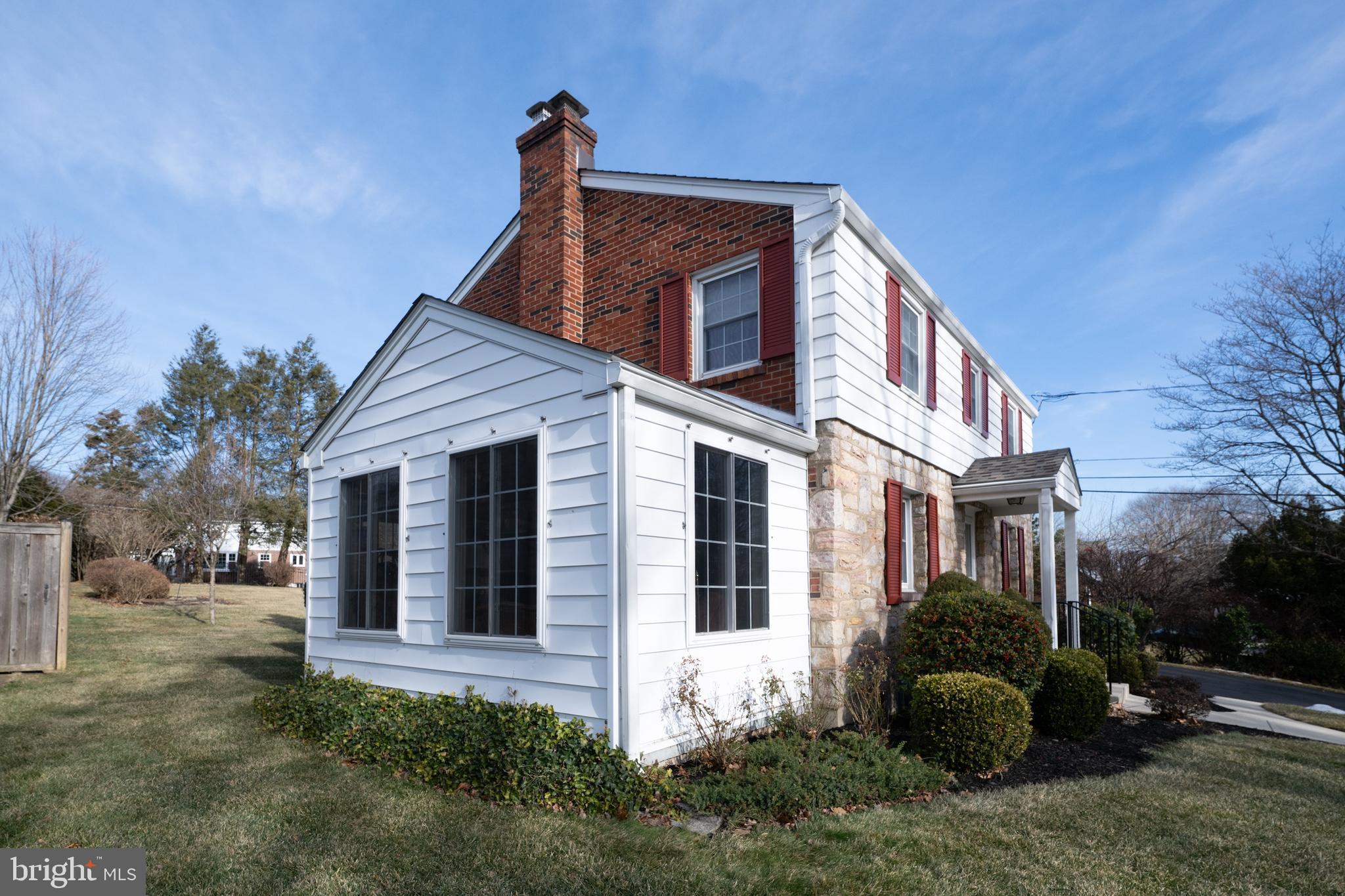 1848 RIDGELAWN AVENUE