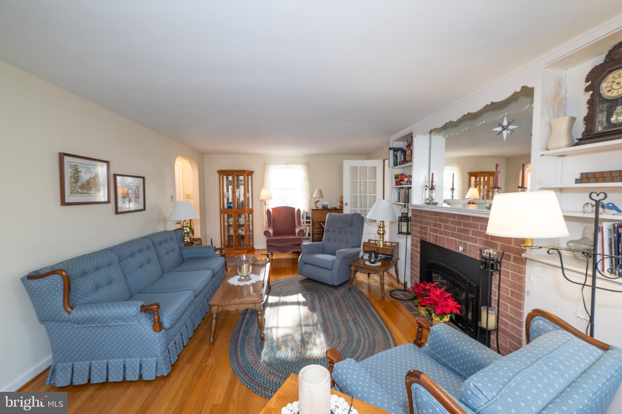 ROSEMONT ACRES - Residential