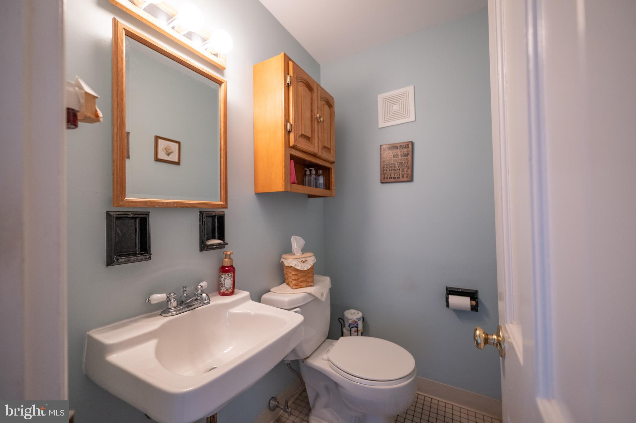 ROSEMONT ACRES - Residential