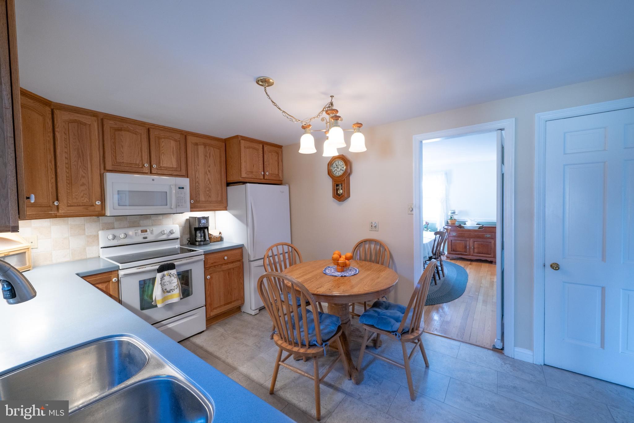 ROSEMONT ACRES - Residential