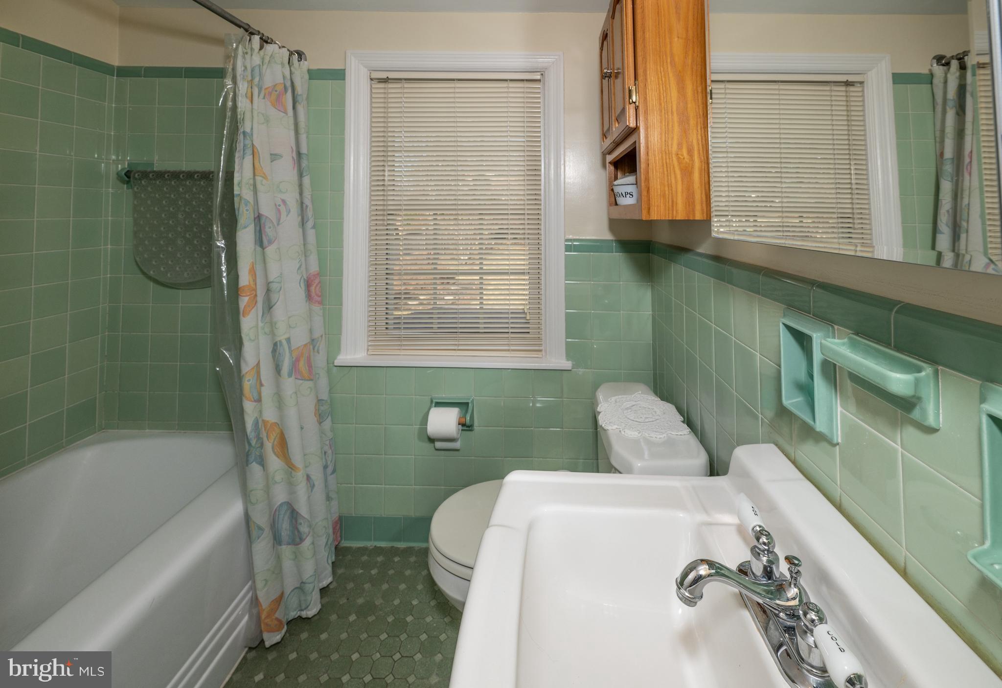 ROSEMONT ACRES - Residential