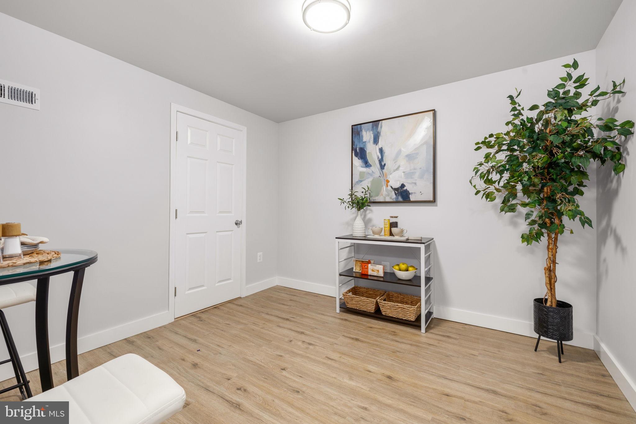 LAKE ARROWHEAD - Residential