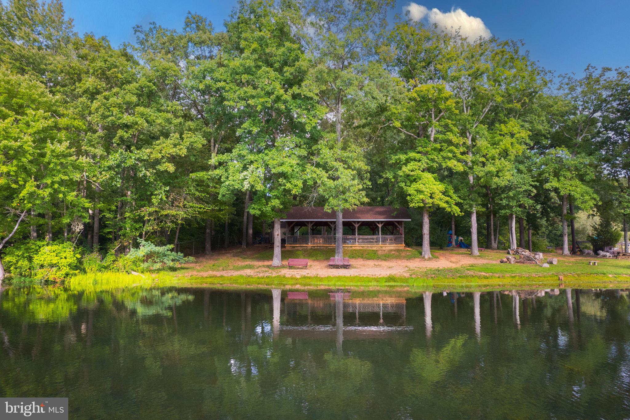 LAKE ARROWHEAD - Residential