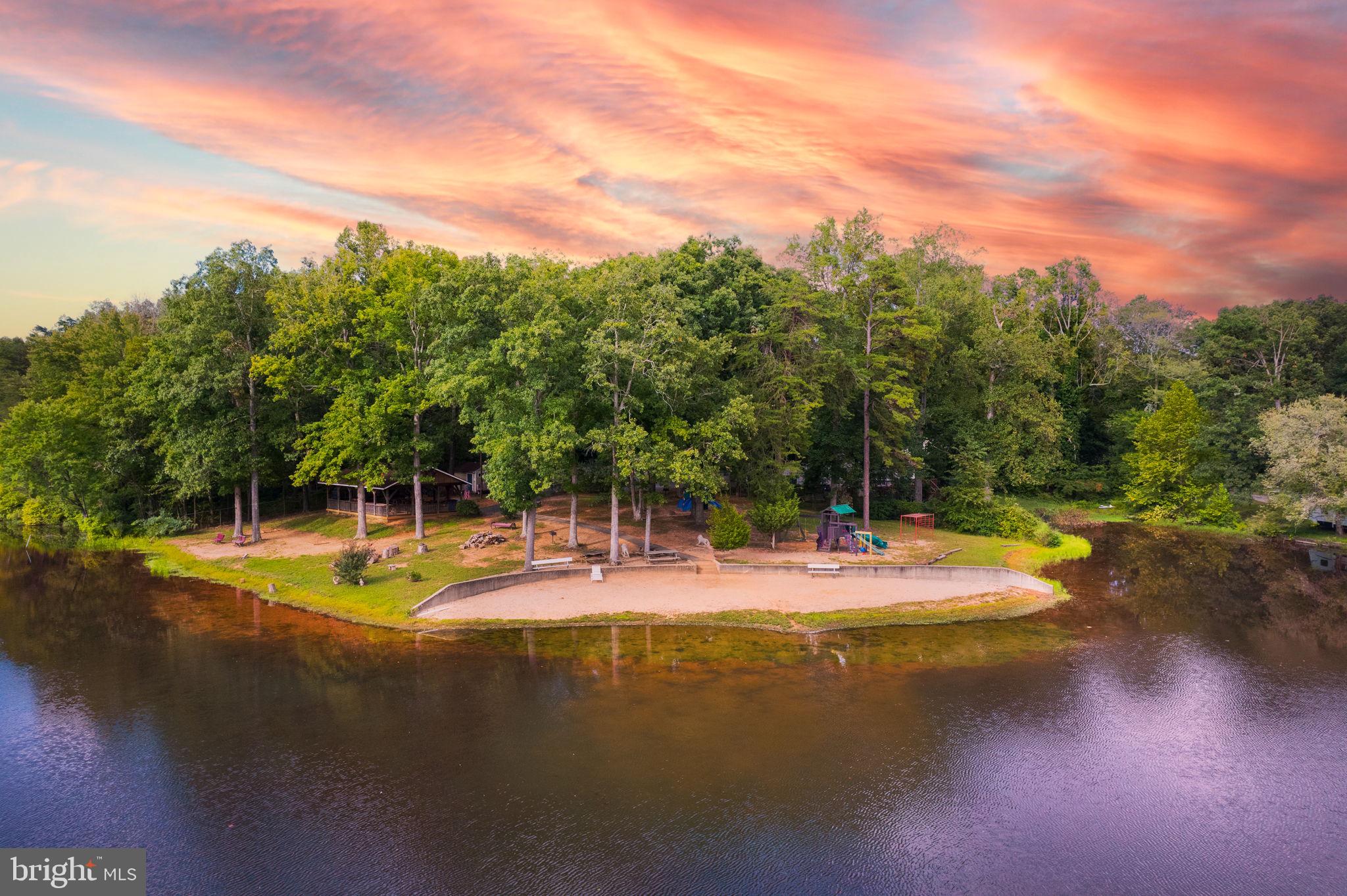 LAKE ARROWHEAD - Residential