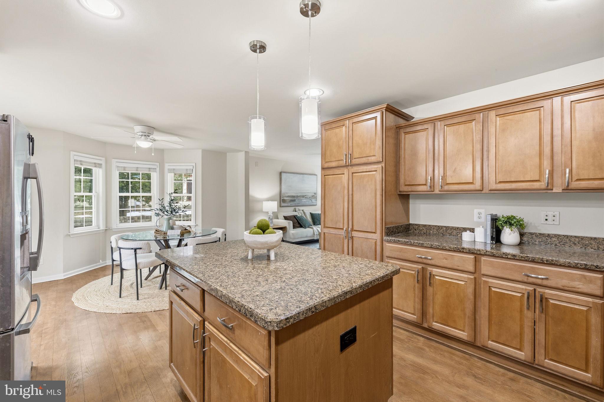 LAKE ARROWHEAD - Residential