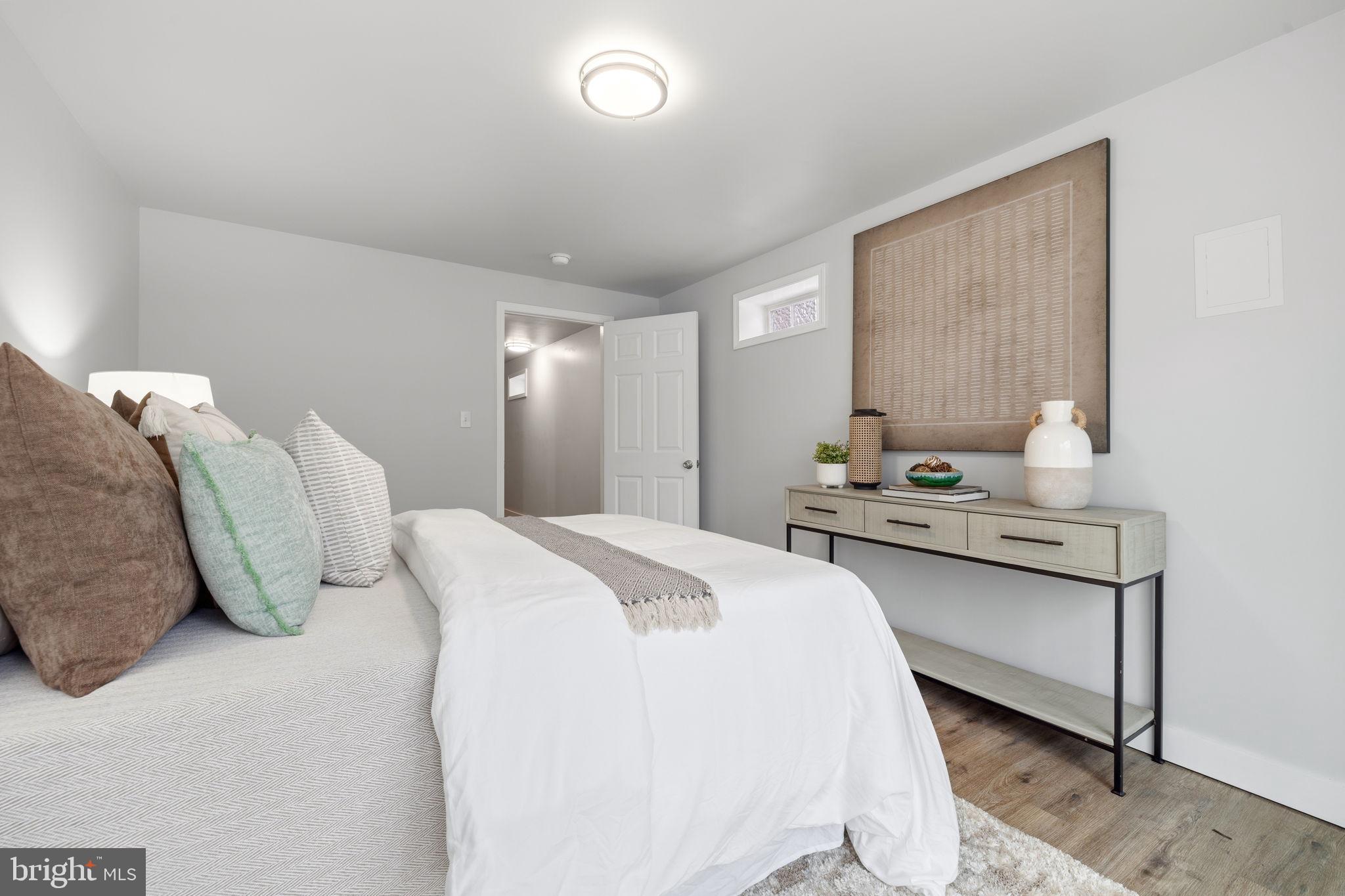 LAKE ARROWHEAD - Residential