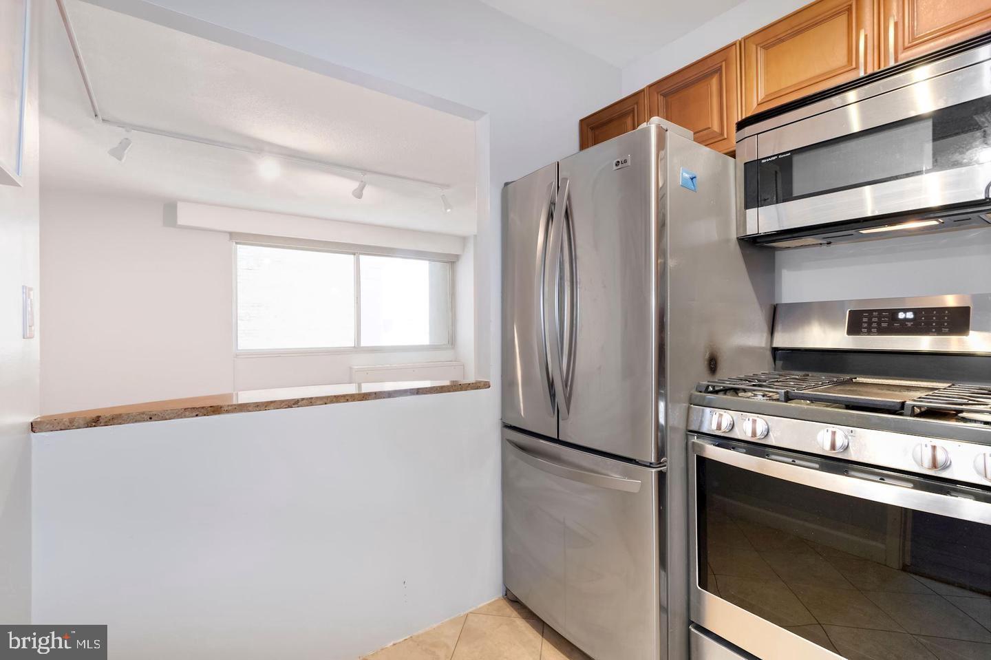 FRIENDSHIP HEIGHTS - Residential Lease