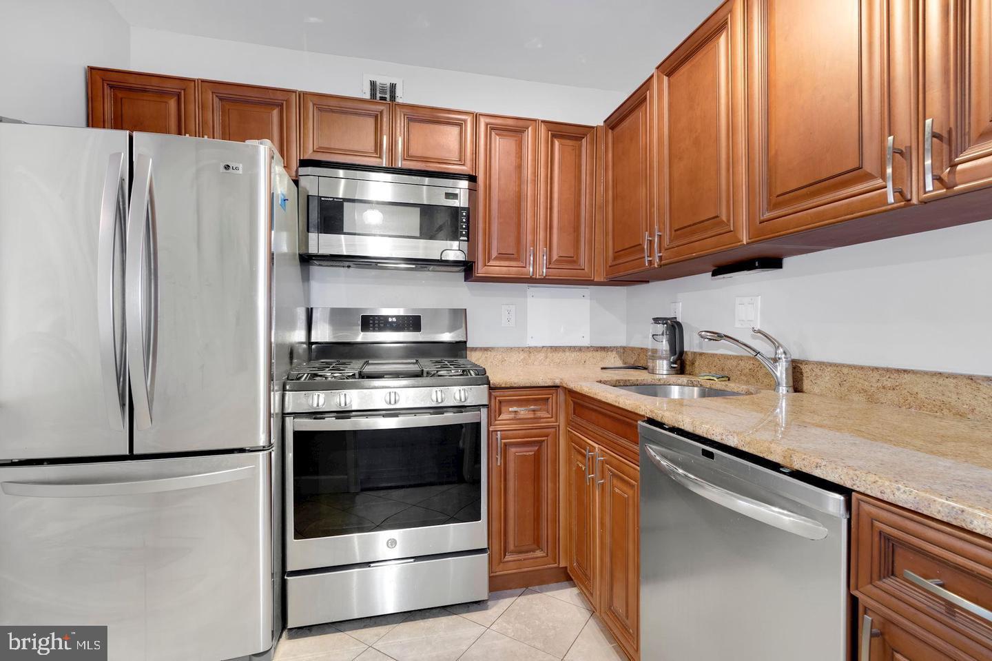 FRIENDSHIP HEIGHTS - Residential Lease