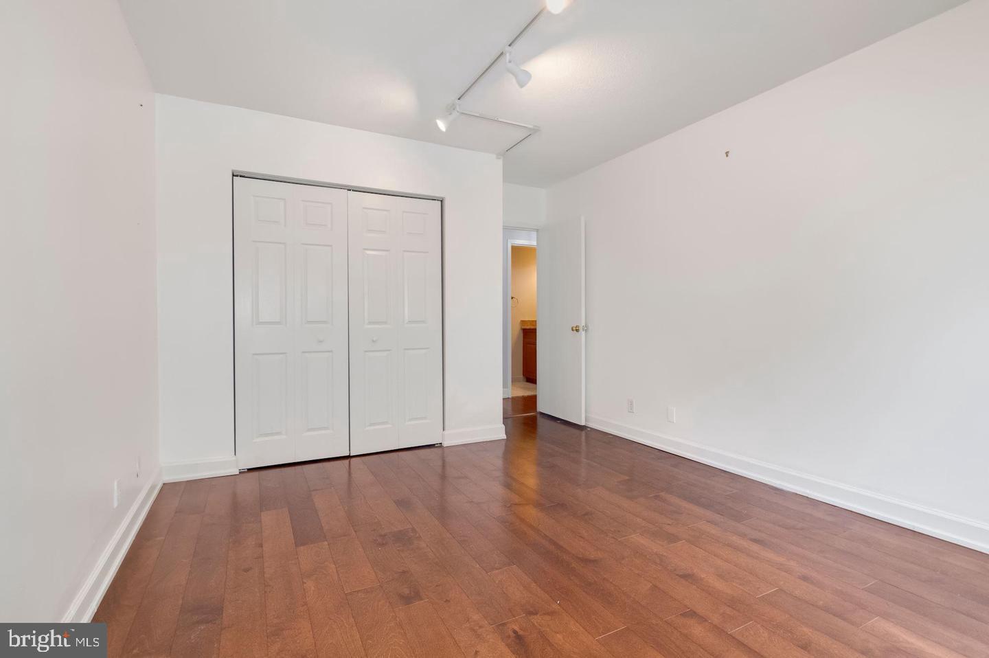 FRIENDSHIP HEIGHTS - Residential Lease