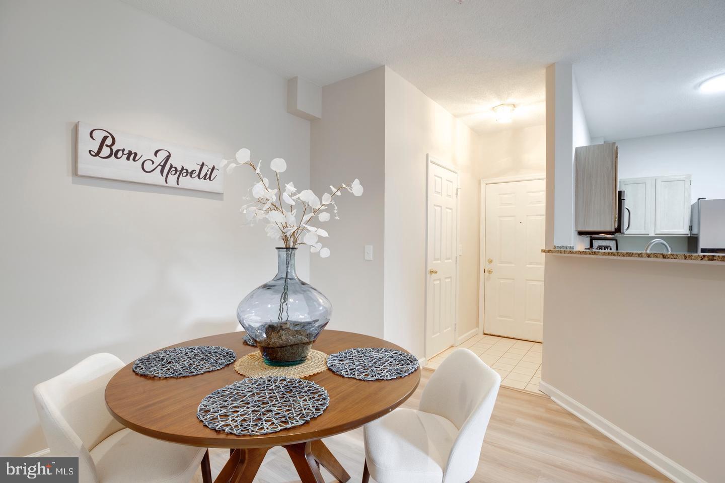 SANDERLING CONDO - Residential