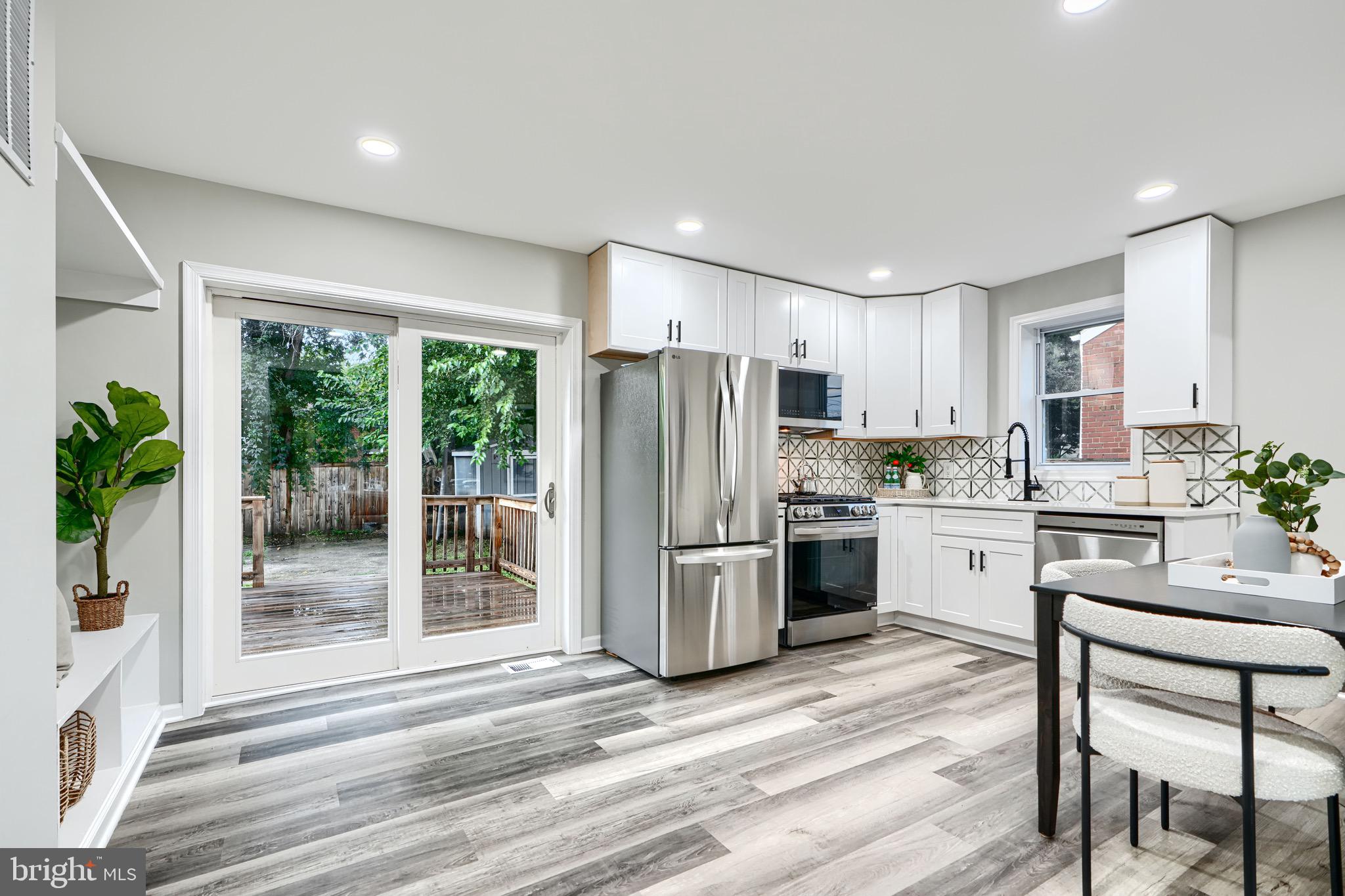 HOLLYWOOD ADDN - Residential